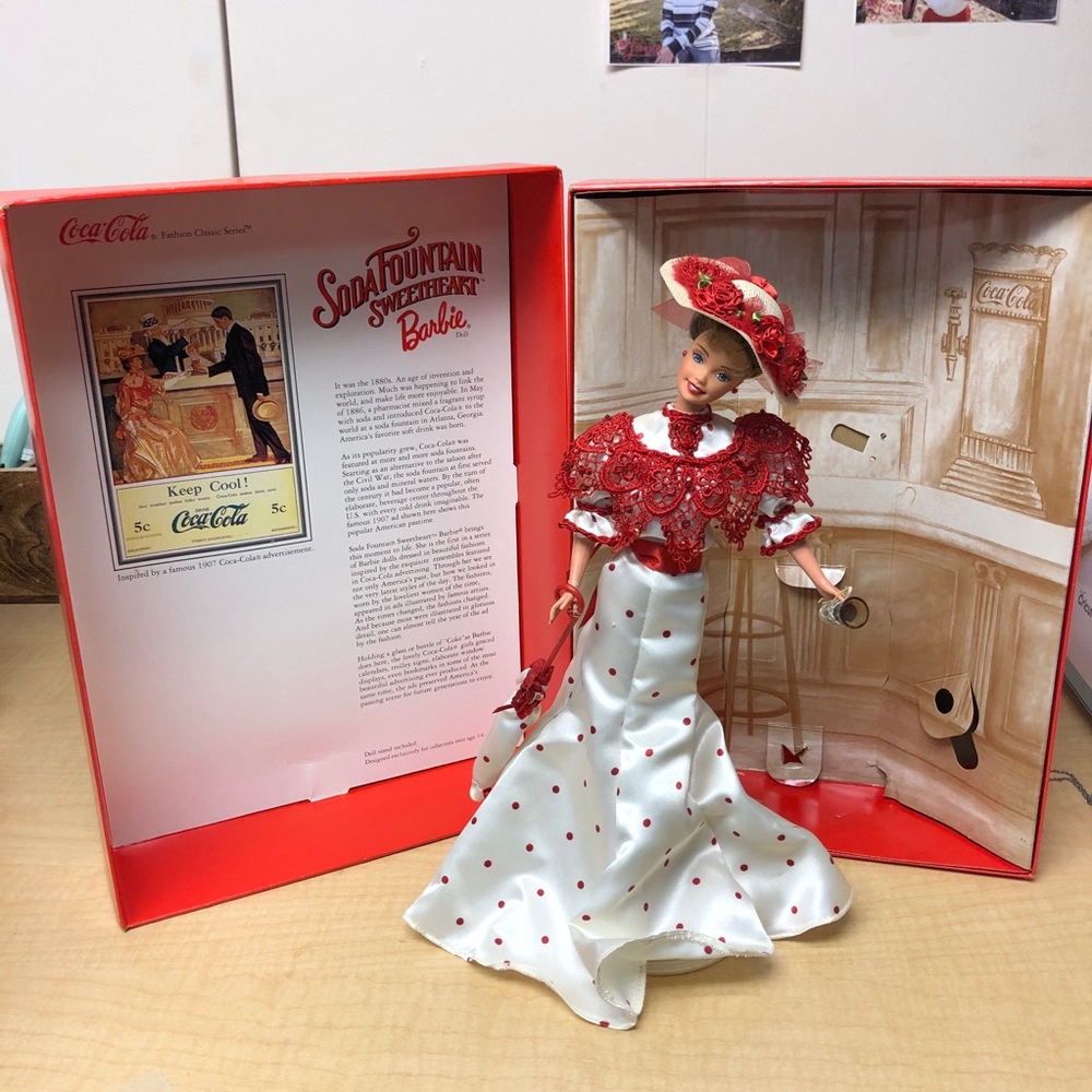 Coca-Cola Soda Fountain Barbie 1996